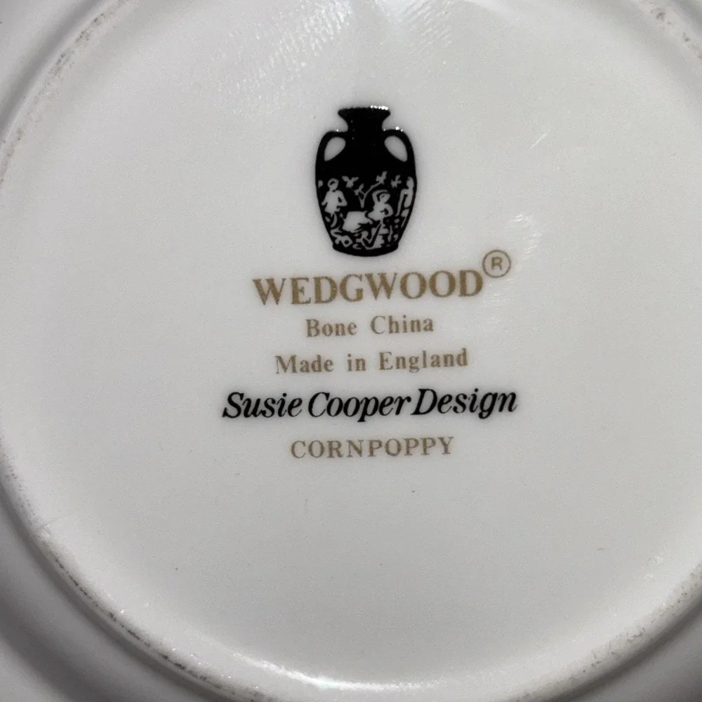 Vintage Wedgwood Cornpoppy ASHTRAY Susie Cooper Design 1980's Bone China England